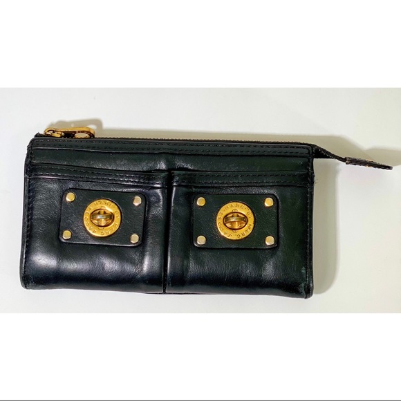 Marc by Marc Jacobs Leather Turnlock wallet